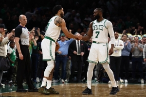 NBA湖人vs独行侠_NBA湖人vs独行侠免费高清直播_NBA湖人vs独行侠在线观看入口